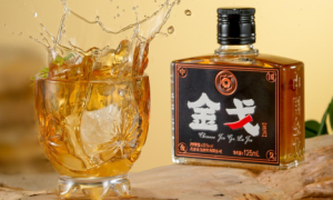 金戈露酒——以匠心承古韵，以创新启新篇